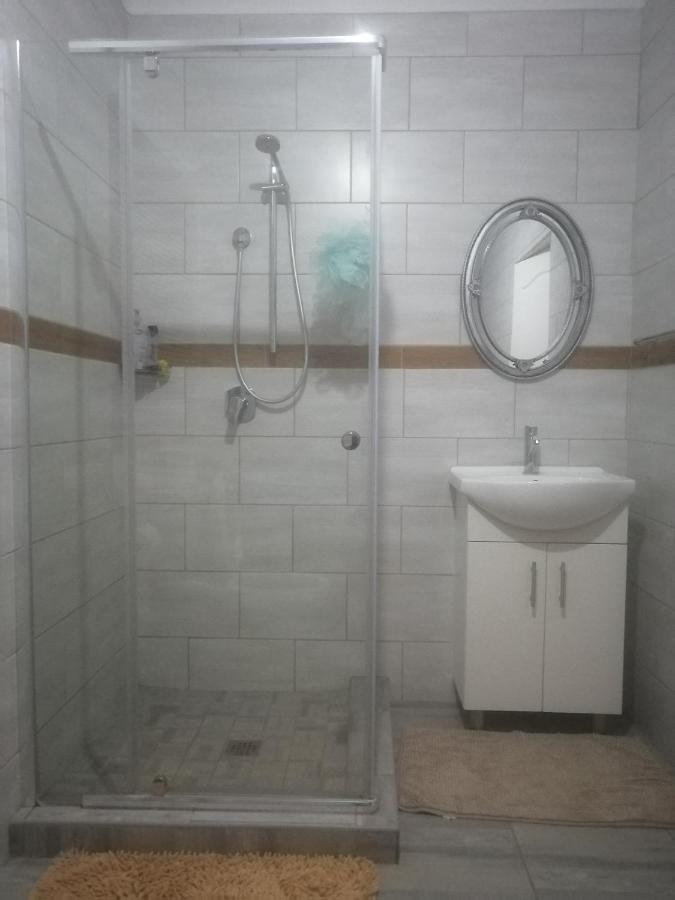Lala Poa Guest House Klerksdorp Eksteriør bilde